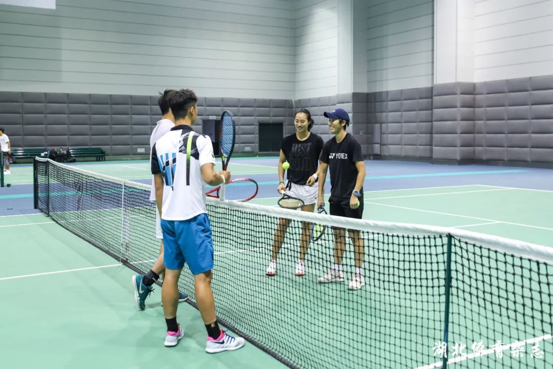 下的顽强拼 下的顽强拼