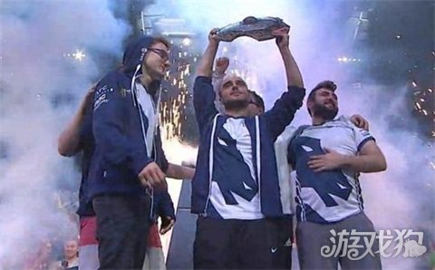 让球队迅速 让球队迅速